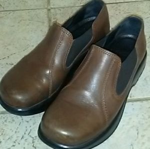 Womens Brown Dansko Shoes size 38